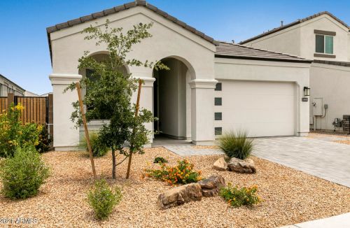 24115 21st St, Phoenix, AZ 85024-8158