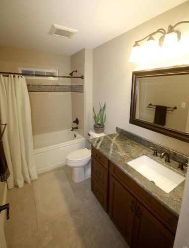 1051 Barberry Ln, Saint Louis MO 63122-5113 exterior