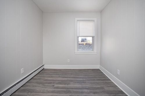 35 Gray St, Providence RI 02904-4702 exterior