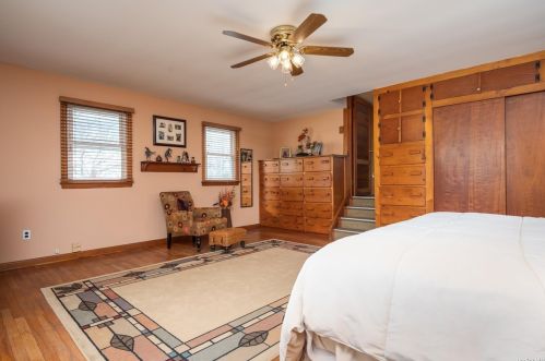 991 Kahle St, Bohemia NY 11716-2104 exterior