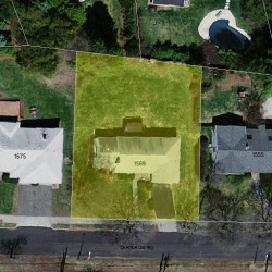 1569 Commonwealth Ave, Newton MA 02465-2800 aerial view