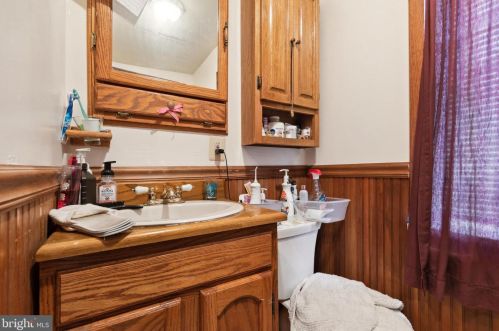 224 Scott Ave, Manor PA 19036-2121 exterior