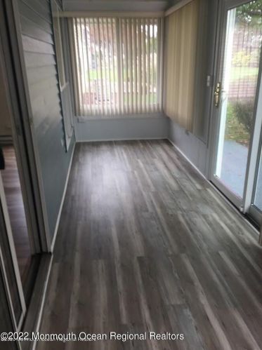 10 Greenwich Ave, Lakehurst NJ  08759-6660 exterior