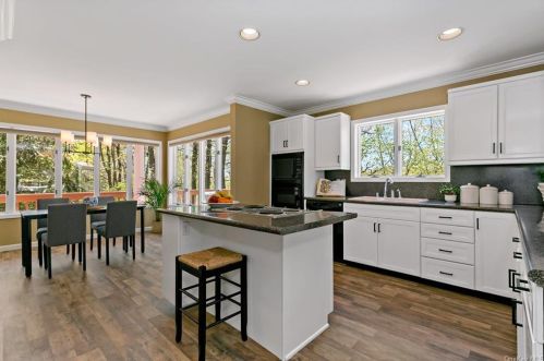 11 Lewiston Ct, Briarcliff NY 10510-2545 exterior