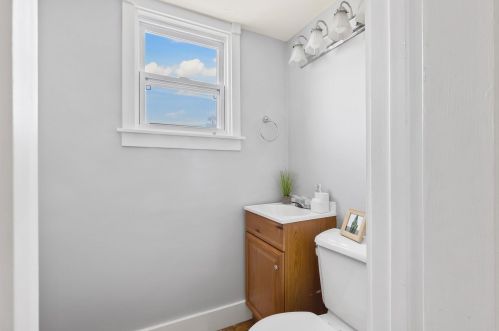 9040 Lapham St, Milwaukee WI 53214-4271 exterior