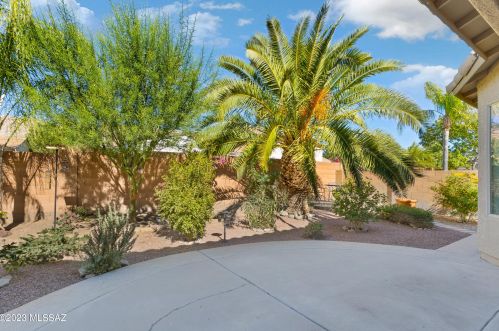 7536 Cosmic Sky Dr, Tucson AZ  85743-5519 exterior