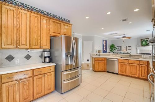 4948 China Gdn Dr, Austin TX 78730-3576 exterior