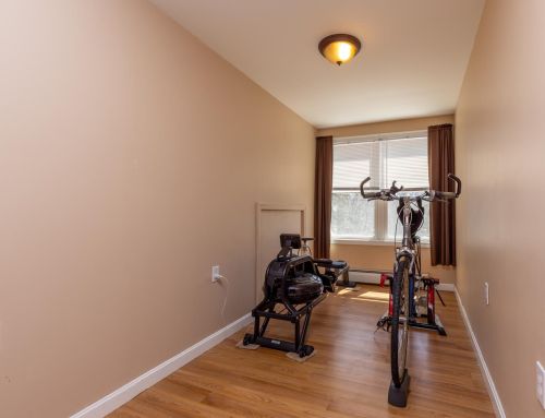 15 Ayers Ln, Dover NH 03820-4643 exterior