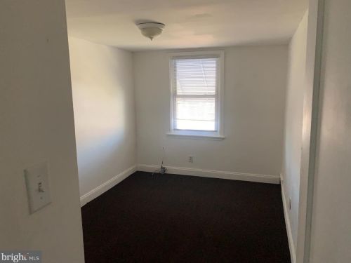 136 21 St, Chester PA 19013-5013 exterior