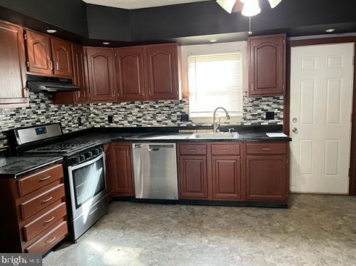 1417 Franklin St, Philadelphia PA  19147-5724 exterior