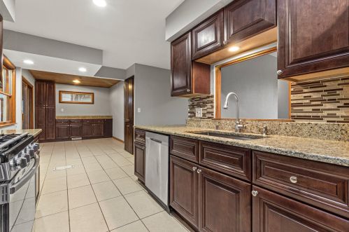 9826 Langlade St, Milwaukee WI 53225-1014 exterior