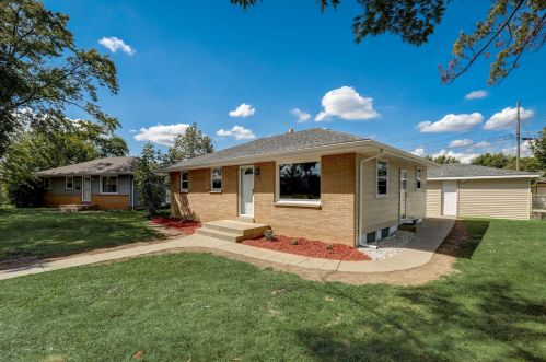 7728 Casper St, Milwaukee, WI 53223-5630