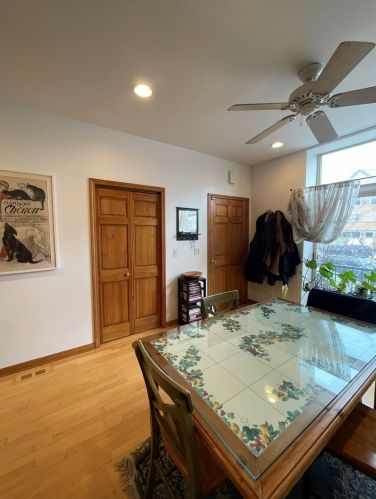 2746 Ashland Ave, Chicago IL 60657-6564 exterior