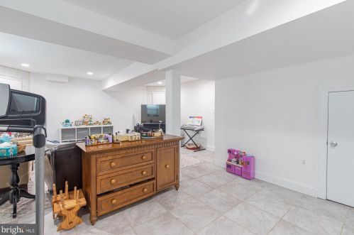 722 Peabody St, Washington DC 20011-1659 exterior