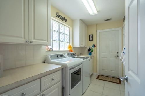 7507 Firenze Ln, Naples FL 34114-2659 exterior