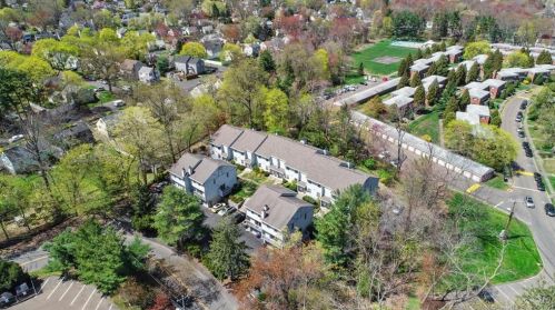 1 Wolfpit Ave, Norwalk CT 06851-4248 exterior