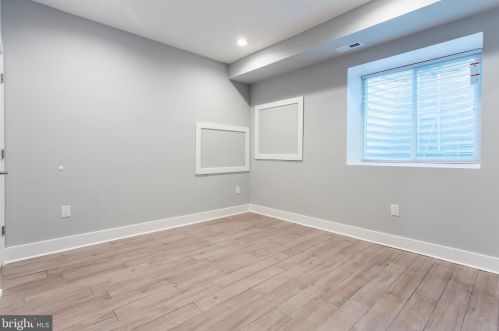 1500 26 St, Philadelphia PA 19121-4602 exterior