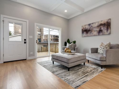 1635 Central Park Ave, Chicago IL 60647-4701 exterior