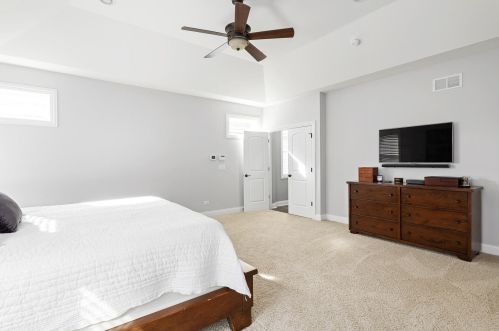 256 Elmhurst Ave, Elmhurst IL 60126-2961 exterior