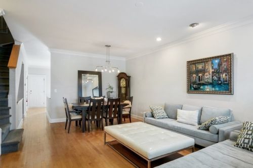 253 Goethe St, Chicago IL 60610-1803 exterior