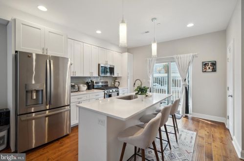 1424 Front St, Philadelphia PA  19147-3902 exterior