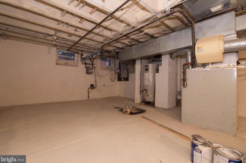 608 21 St, Philadelphia PA 19121-3944 exterior