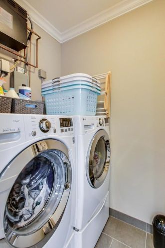 3619 Hermitage Ave, Chicago IL 60613-3506 exterior