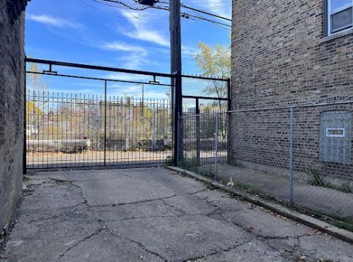 1625 Keystone Ave, Chicago IL  60639-5201 exterior