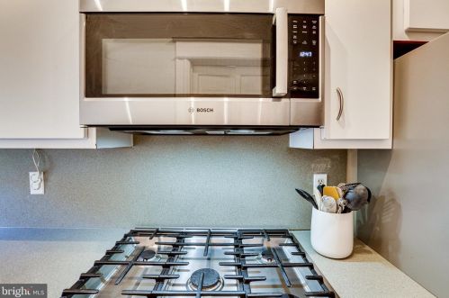 1835 Phelps Pl, Washington DC 20008-1851 exterior