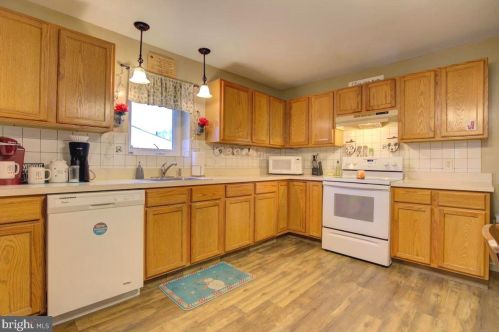 55 Church Rd, Limerick PA 19468-1010 exterior