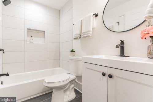 1271 16th St, Washington DC  20002-2556 exterior