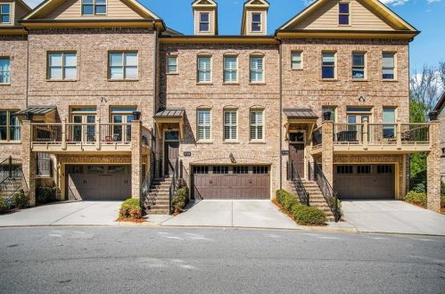 3128 Chestnut Woods Dr, Atlanta GA  30340-3245 exterior