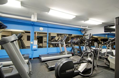 2626 Lakeview Ave, Chicago IL  60614-1809 exterior