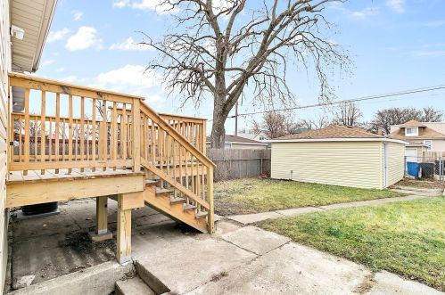 8943 Elizabeth St, Chicago IL  60620-3418 exterior