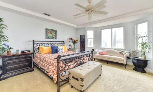 1009 Sandwick Way, Folsom CA 95630-6127 exterior