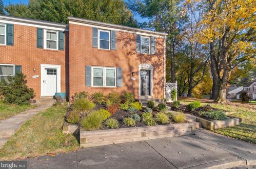 9301 Bentridge Ave, Rockville MD 20854-2860 exterior