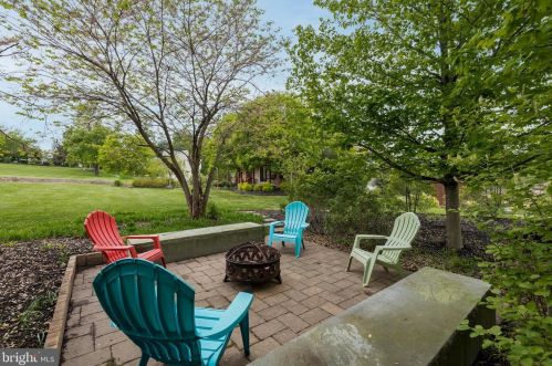 30 Hershey Dr, Pottstown PA 19465-8137 exterior