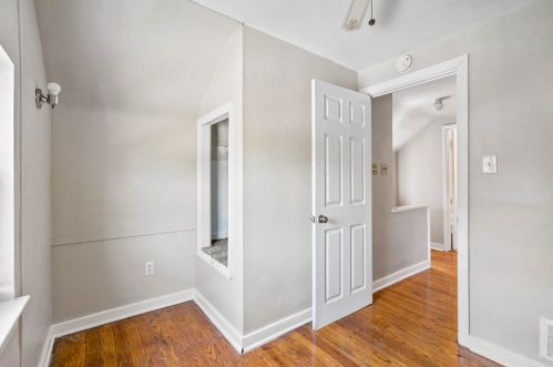 325 Johnston Rd, Pittsburgh PA 15235-1617 exterior