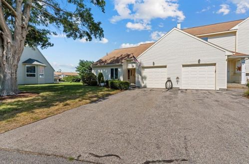 96 Nipmuc Trl, Providence, RI 02904-7753