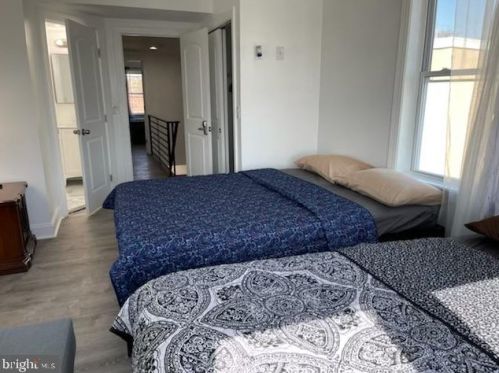 1557 9 St, Philadelphia PA 19148-3701 exterior