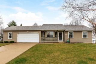 3901 Jenna Dr, Madison, WI 53704-7215