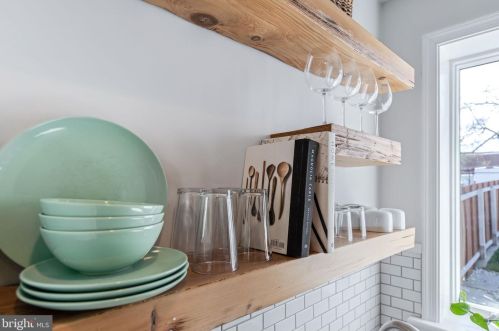 22 New St, Lancaster PA  17602-2028 exterior