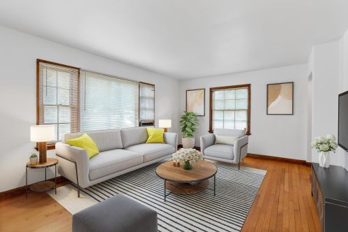 5002 24th Pl, Milwaukee, WI 53209-5616