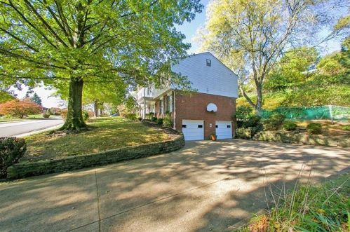 244 Penhurst Dr, Pittsburgh, PA 15235-5322