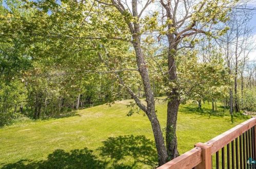 4074 Tischer Rd, Duluth MN 55803-1151 exterior