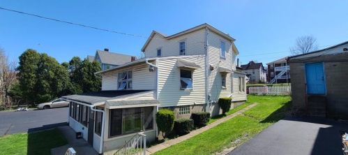 1507 5th Ave, Moon Twp PA  15108-2027 exterior