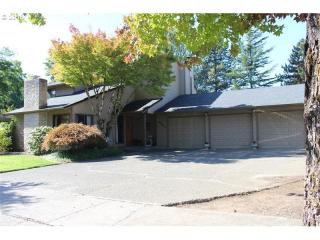 6443 Doral Dr, Salem, OR 97306-1433