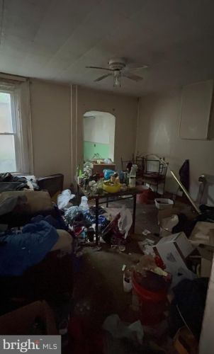 816 6th St, Chester, PA 19013-3706