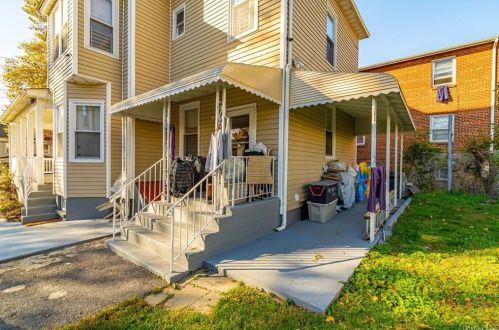 141 10th Ave, Mount Vernon NY 10550-4304 exterior