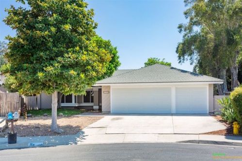 3596 Kellington Ct, Oceanside, CA 92056-4927